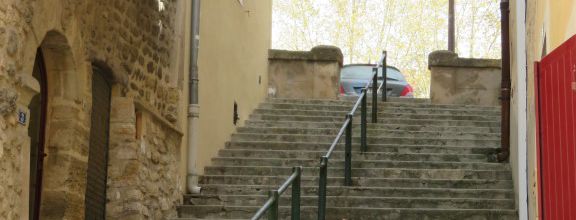 Découvertes au fil des ruelles / Balade à Lambesc en Provence