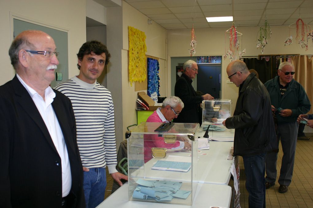 Le second tour des primaires, à l'école Malraux aux Ponts-de-Cé, le dimanche 16 octobre 2011.