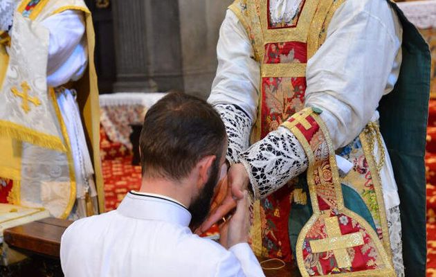 Dimanche 5 juin, 1ère messe de M le chanoine Remi Tequi