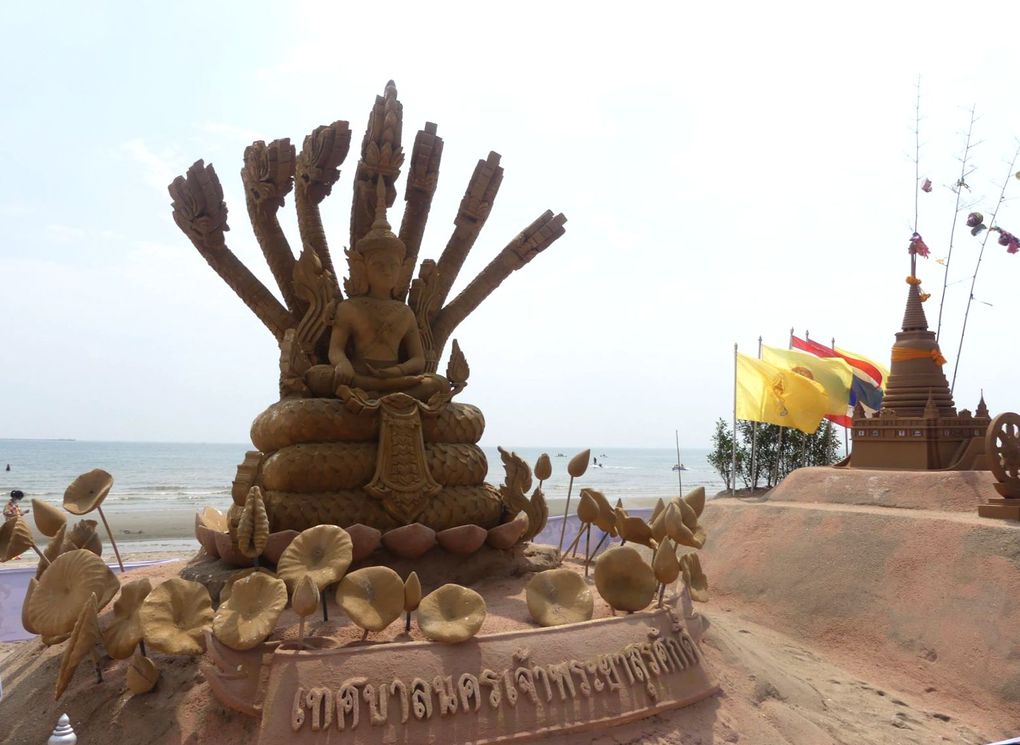Wan Lai Bang Saen (2) - Les sculptures de sable.