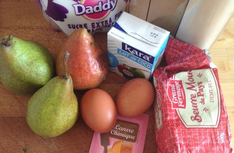 Cake moelleux au lait de coco et poires 