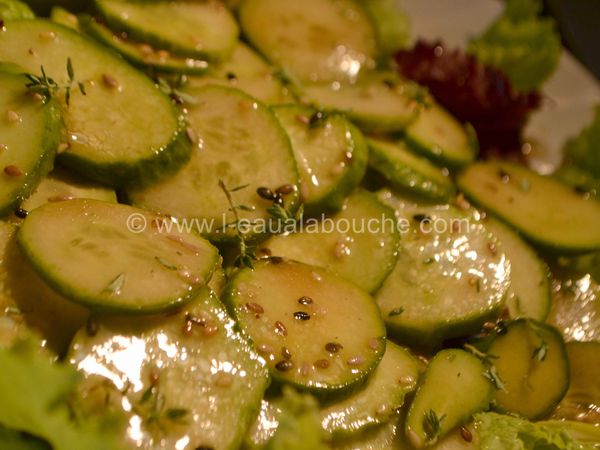 Salade de Concombres et de Cornichons Marinés