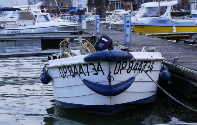 Une barque