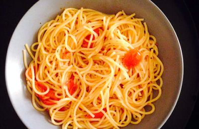 Spaghetti ail, tomates cerises et basilic 