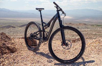 Test du Specialized Stumpjumper FSR Expert Carbon EVO 29 par Bike Magasine !