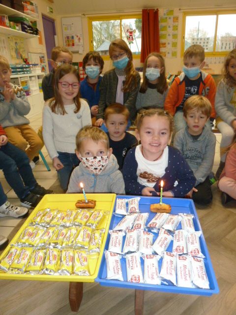 Joyeux Anniversaire Perrine Et Lucas Ecole Notre Dame Campeneac