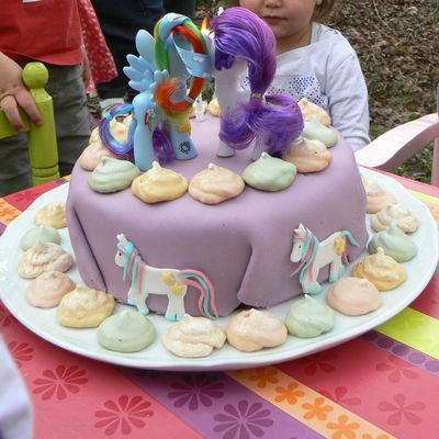 Gâteau d'anniversaire "my little pony"