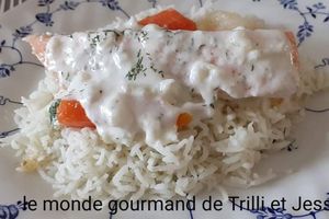 SAUMON À LA CRÈME D'ANETH