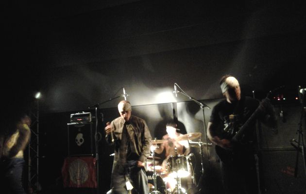 Concert Metal "Les Rockeurs Ont du Coeur" , 01/12/12 , Limours
