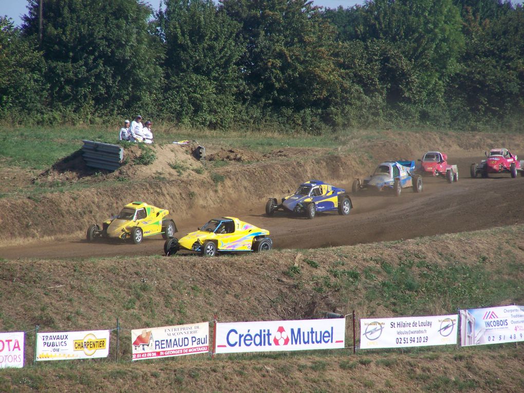 Les 25 et 26 juillet 2009 à Saint-Georges-de-Montaigu (85), épreuve du Championnat de France d'autocross.