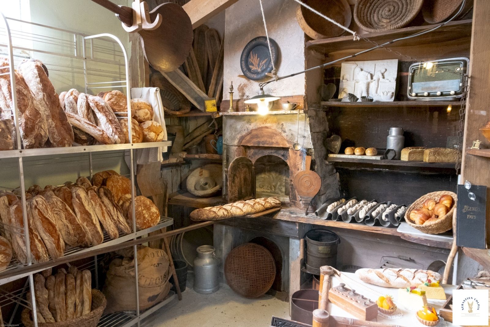 Musée de la Rue du temps qui passe à Allas les Mines en Dordogne, notre patrimoine mis en scène.