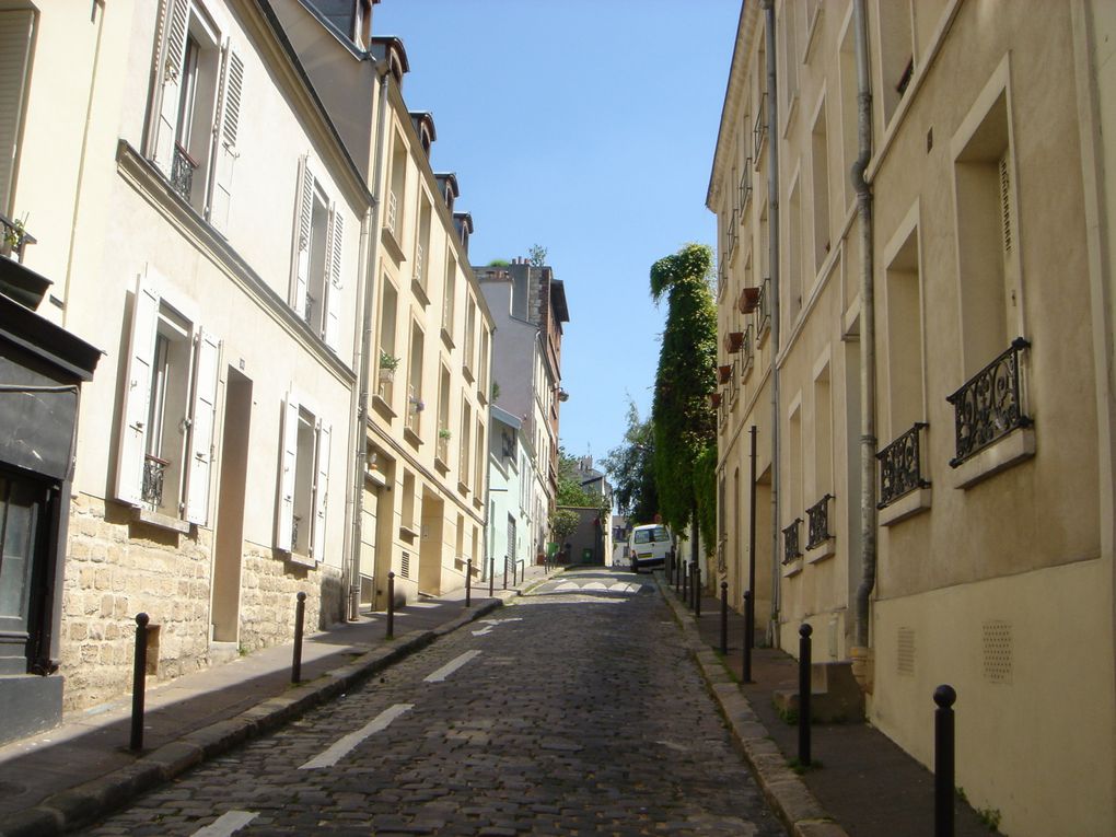 Vendredi 4 juin 2010, promenade dans le quartier de la Butte commentée par un des élèves Copilotes