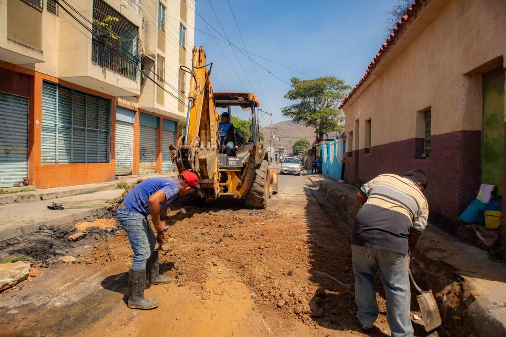 Alcaldía de Guacara atendió fallas en red de aguas servidas en diversos sectores del municipio 