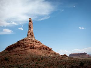 On the road to Monument Valley