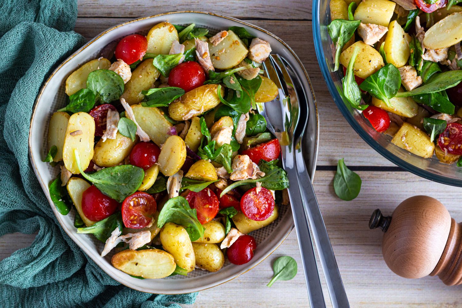Salade De Pommes De Terre Grenaille Au Poulet Et Tomates Cerises Amandine Cooking