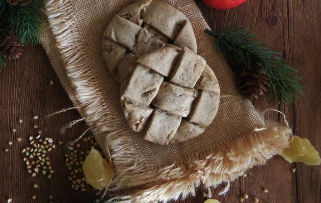 Sablés au sarrasin et poire séchée