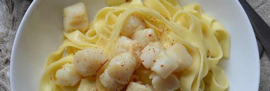 Tagliatelle noix de pétoncles crème et safran