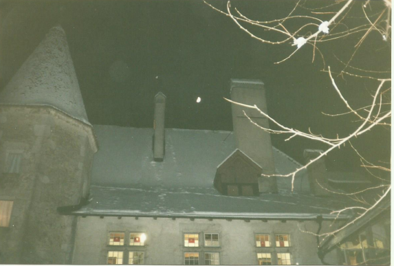 Photo 1 : Gruyère, en Suisse, le 8 décembre 1997. Prise vers 17 H 30