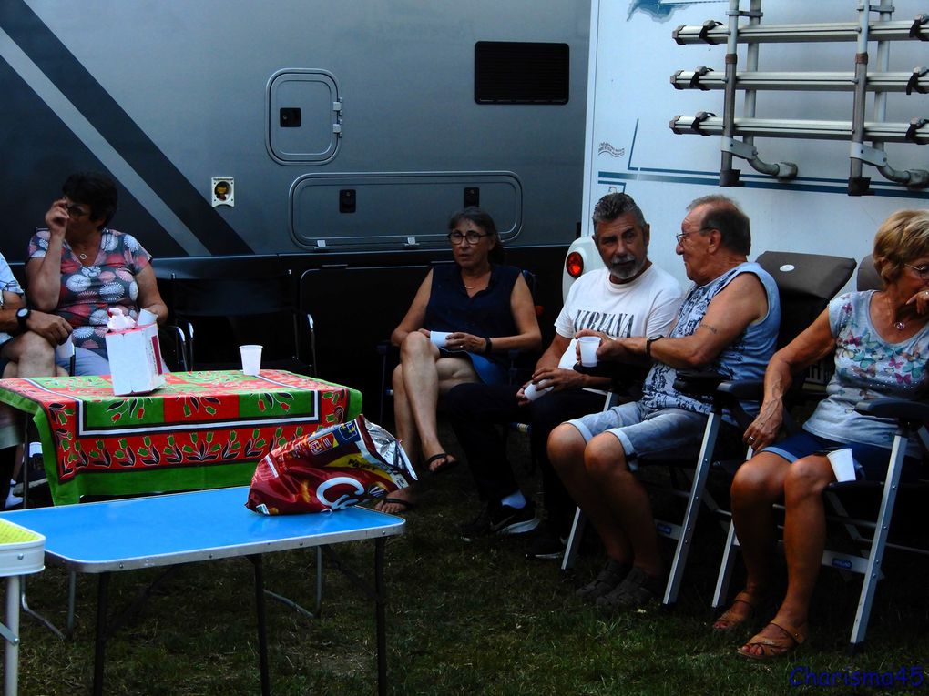 Aire de camping-car du Puy du fou, Les Epesses Vendée (Camping-car-club-Beauce-Gâtinais)