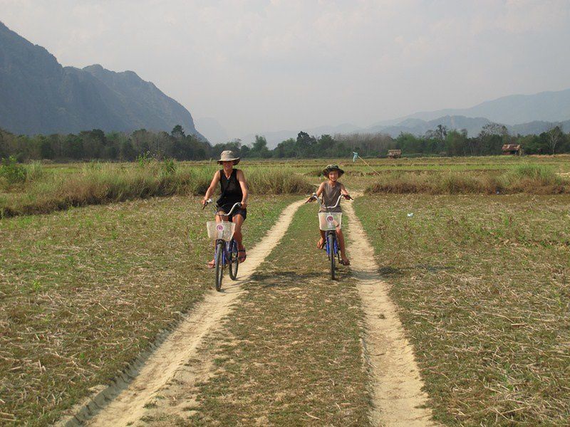 ALBUM - LAOS