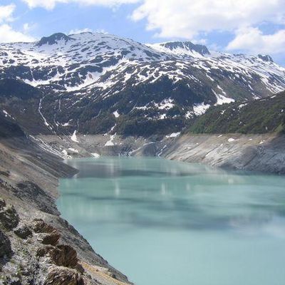 Le lac de la Girotte. Beaufortain.