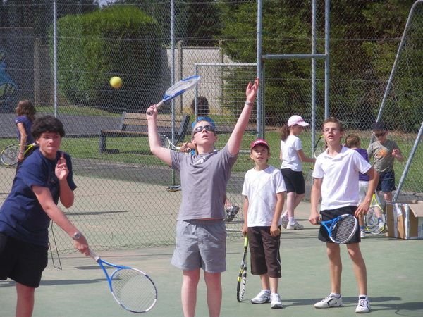 Une matinée ludique et sportive animée par Peter et Rodolphe pour les enfants licenciés au TCA.