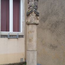 La croix-calvaire de Rebeuville (Vosges)