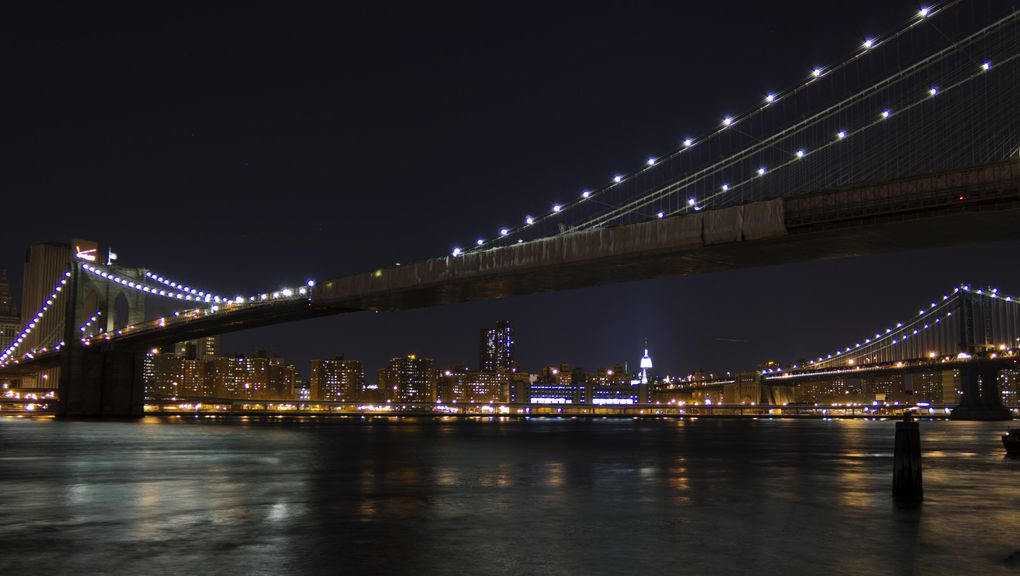 Album - Brooklyn Bridge by night