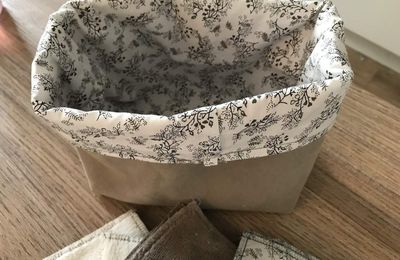 la paniere et ses lingettes démaquillantes (filet de lavage inclus)