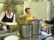 Fête avec les marraines et les parrains des enfants de Saint Louis, le 11 novembre 2007 à Teeserete en Suisse. Merci à tous!
Festa con madrine e padrine dei bambini adottati di Saint Louis, il 11 novembre 2007 a Tesserete, Svizzera. Grazie a tutti!