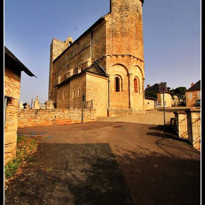 Diaporama église fortifiée de Nespouls