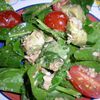 Spinach salad with salmon