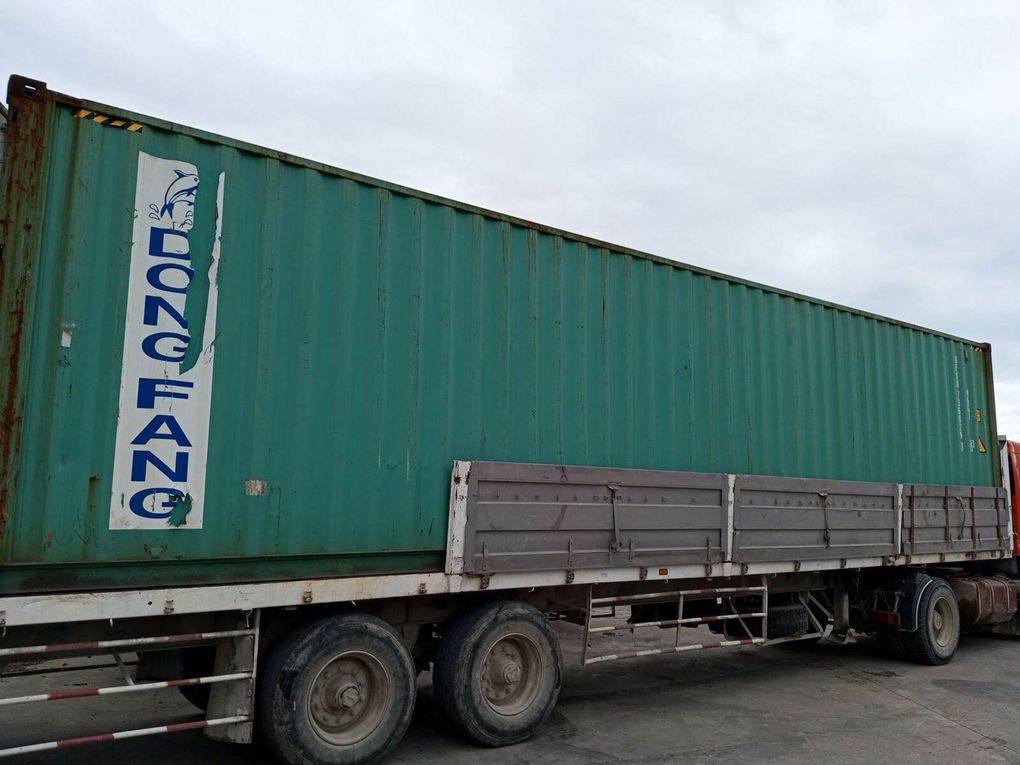 01 février 2023- Notre container (envoi no 15) est vidé chez UTSS à Tunis