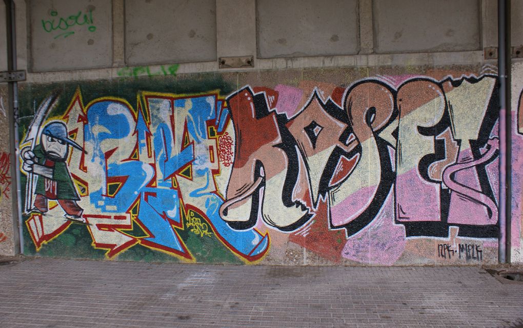 Album - Graffitis-Dept-21-Tom-001