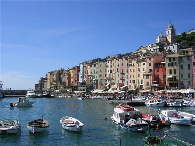 Juste après Gênes en italie 5 petits villages qui se jettent dans la mer