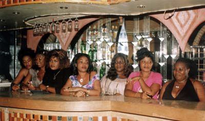 Serveuse de bars à Cotonou: Un métier plein de vices