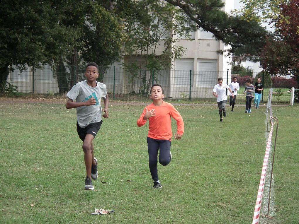 Le cross côté 5e