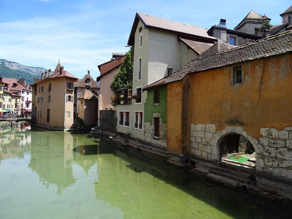 Annecy la Venise des Alpes au bord de son lac