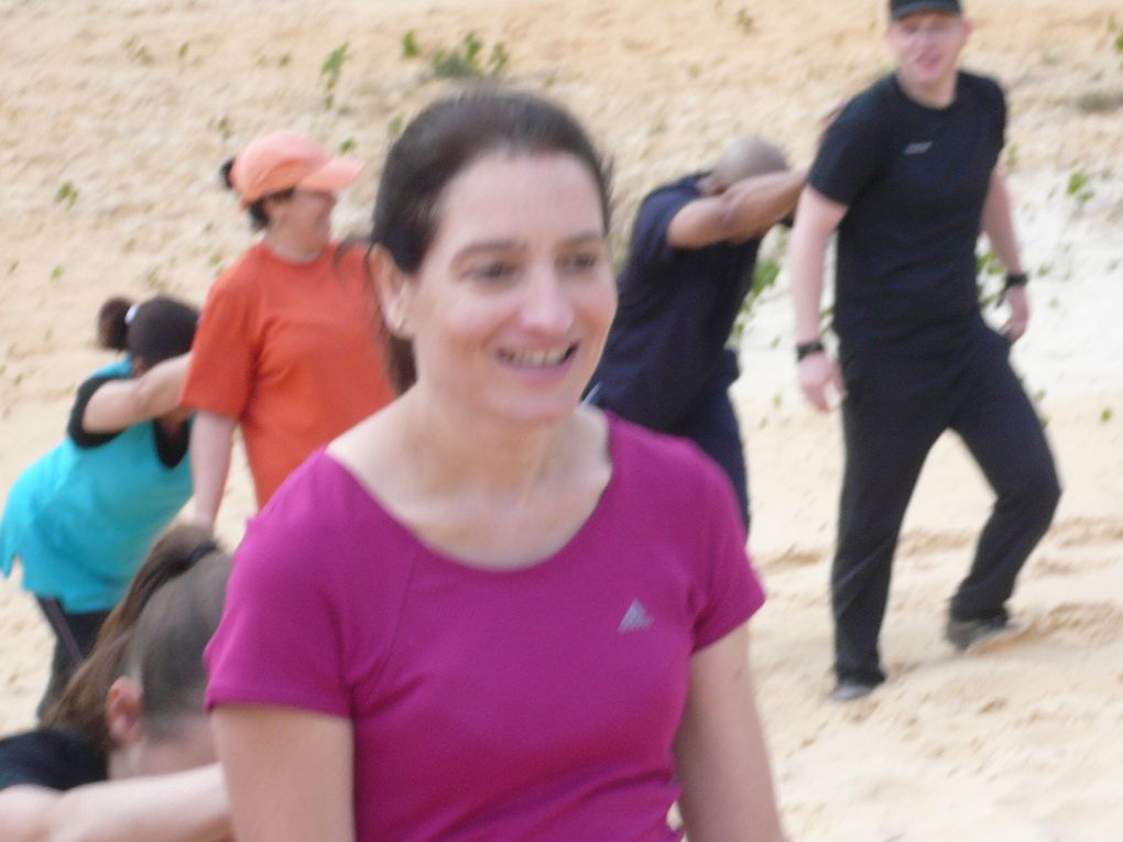 LES ZOUGLOUS 2010-2011 ont pu enfin faire leur première sortie sur les dunes de SAULX LES CHARTREUX et la belle forêt .Une sortie pic-nique est prévue bientôt dans le même lieu .je vous laisse apprecier les photos