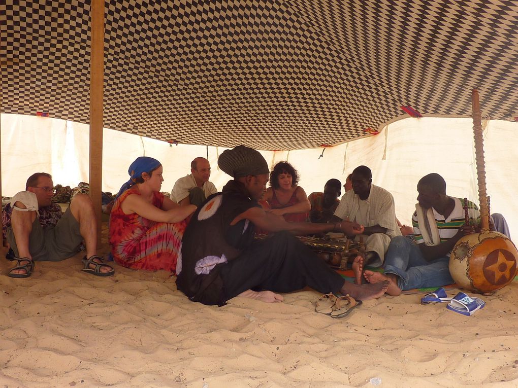 X-ANS-de-Tambour-Fanfare 2001/2011 Tambourfanfare est un projet d’échange musical franco-sénégalais entre Ngueweul Rythme et Echo des Avens/Grande Fanfare du sud de France.