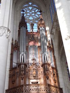 Organs in the basilica of Saint-Nicolas-de-Port