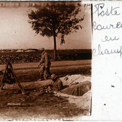 Mardi 27 juillet 1915, M et Mme Gray-Coret, fabricants de poteries, sont tués tous les deux à leur domicile