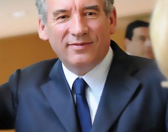 François Bayrou: bataille contre la polémique de "l'immigration délinquante"