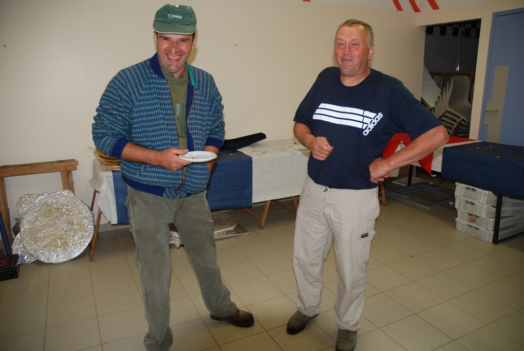 les 13 & 14 juillet 2009, et la fete au village avec la réderie, les majorettes, et bourvil !!!!