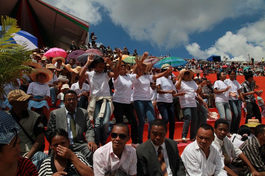 Dans le cadre du IIè anniversaire de la IVèRépublique, le couple présidentiel, Andry et Mialy Rajoelina, a inauguré le «Coliseum de Madagascar» sis à Antsonjombe. 4è partie. Photos: Harilala Randrianarison