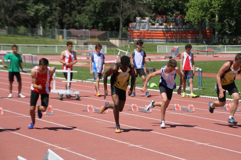 Camille Moulard et Marion Peju médaillées aux championnats du Rhône minimes