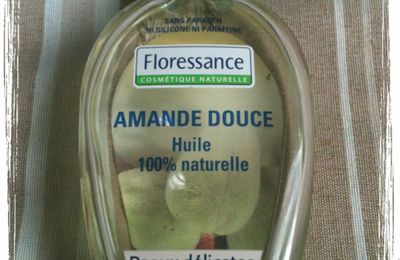 [Cheveux] "Elle fait la cuisine Monique? Qu'est ce qu'elle te fait à manger?" "Euh... de l'huile!"