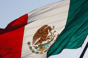 Viva Mexico ! Viva Mexico ! Viva Mexico !