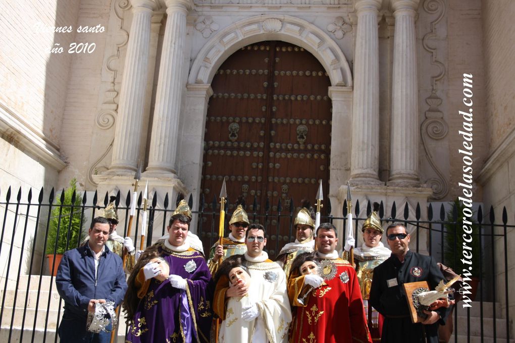 Album fotográfico en el que se recogen un resumen de imagenes de los eventos celebrados en el año 2010 en el III de la Soledad