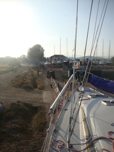 Moments seul à bord, du 25 juin au 12 juillet dans les îles ioniennes, et du 20 au 30 octobre remontée de Mykonos à Halkoutsi.